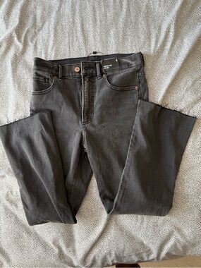 5/$10‼️NWT EXPRESS womens cropped flare high rise black jeans